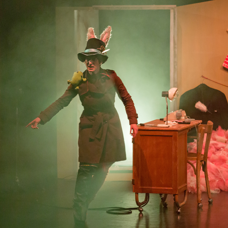 course poursuite - qui a tué le grand méchant loup?